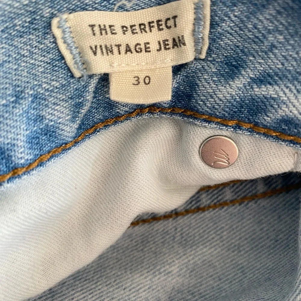 Madewell Classic Vintage Light Blue Straight Jeans - Picture 7 of 9
